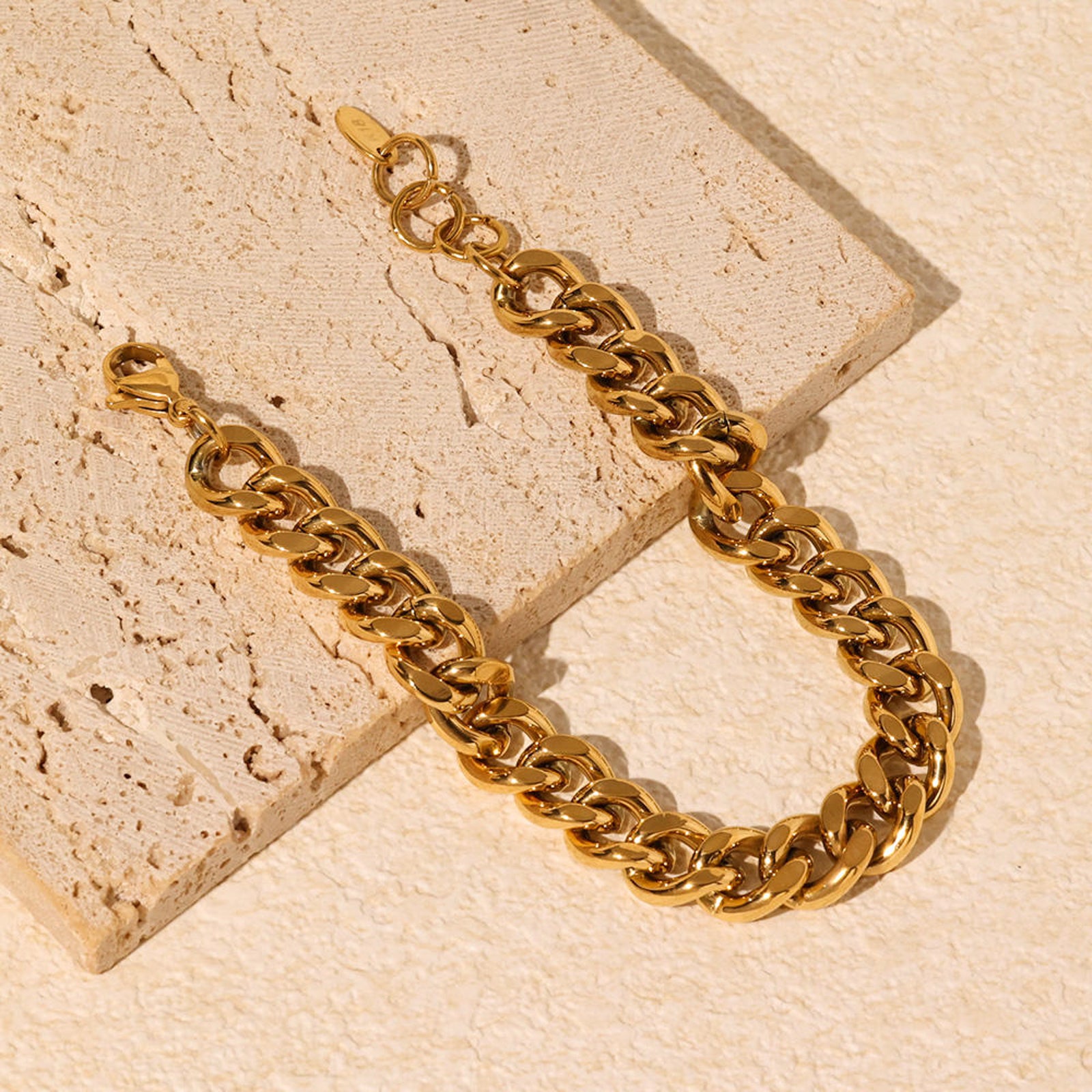 Gold Cuban Link Chain Bracelet