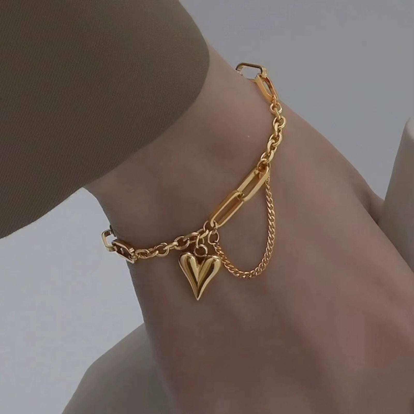 Gold-Plated Heart Charm Bracelet for Women