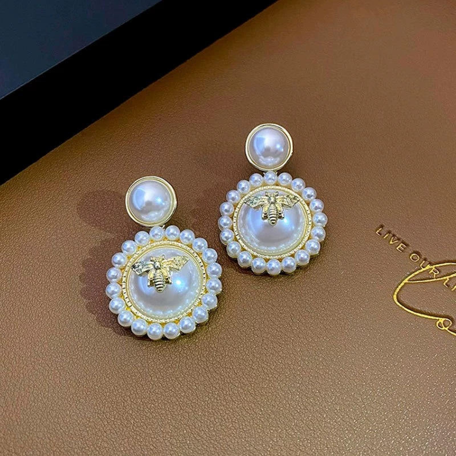 Vintage Pearl Drop Earrings with Gold Bee Motif – Elegant Statement Jewelry