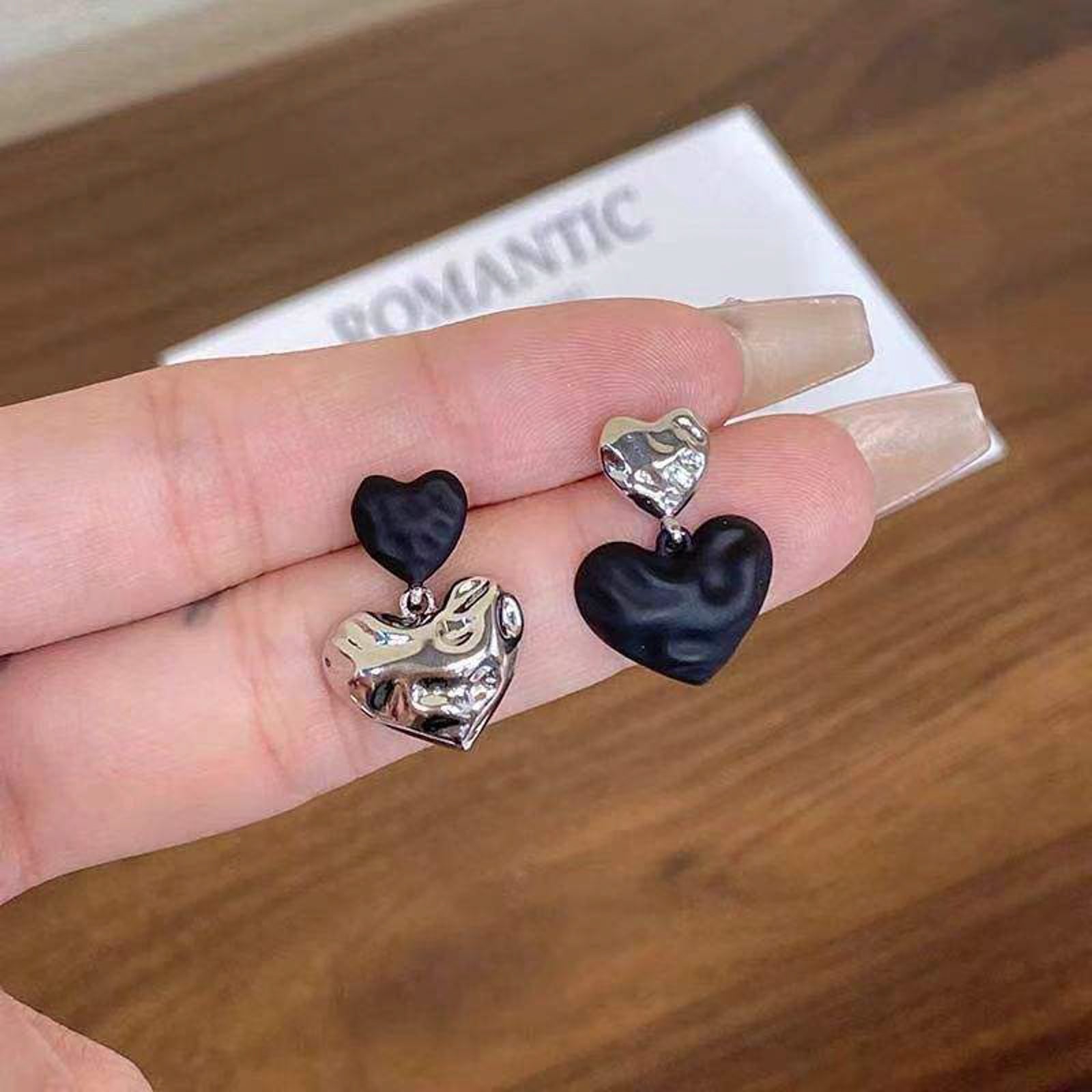 Asymmetrical Heart Drop Earrings in Black & Silver – Romantic Statement Jewelry