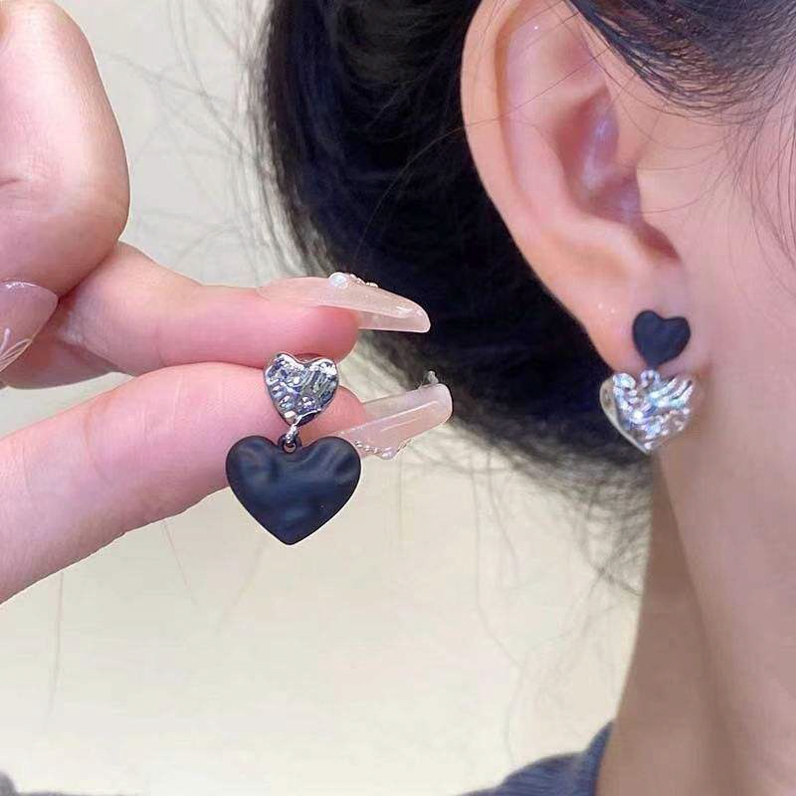 Asymmetrical Heart Drop Earrings in Black & Silver – Romantic Statement Jewelry