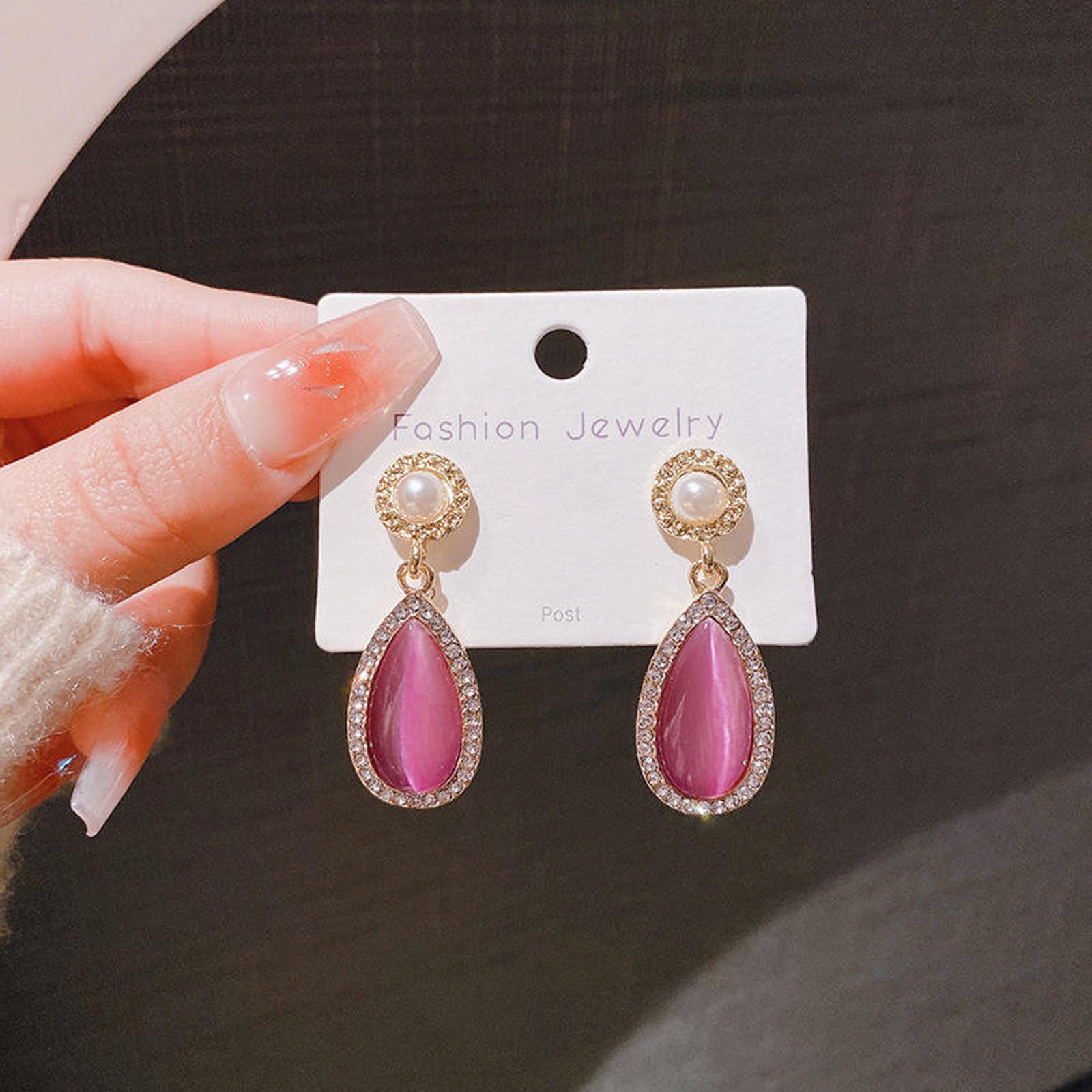 Vintage-Style Pink Cat's Eye Teardrop Earrings