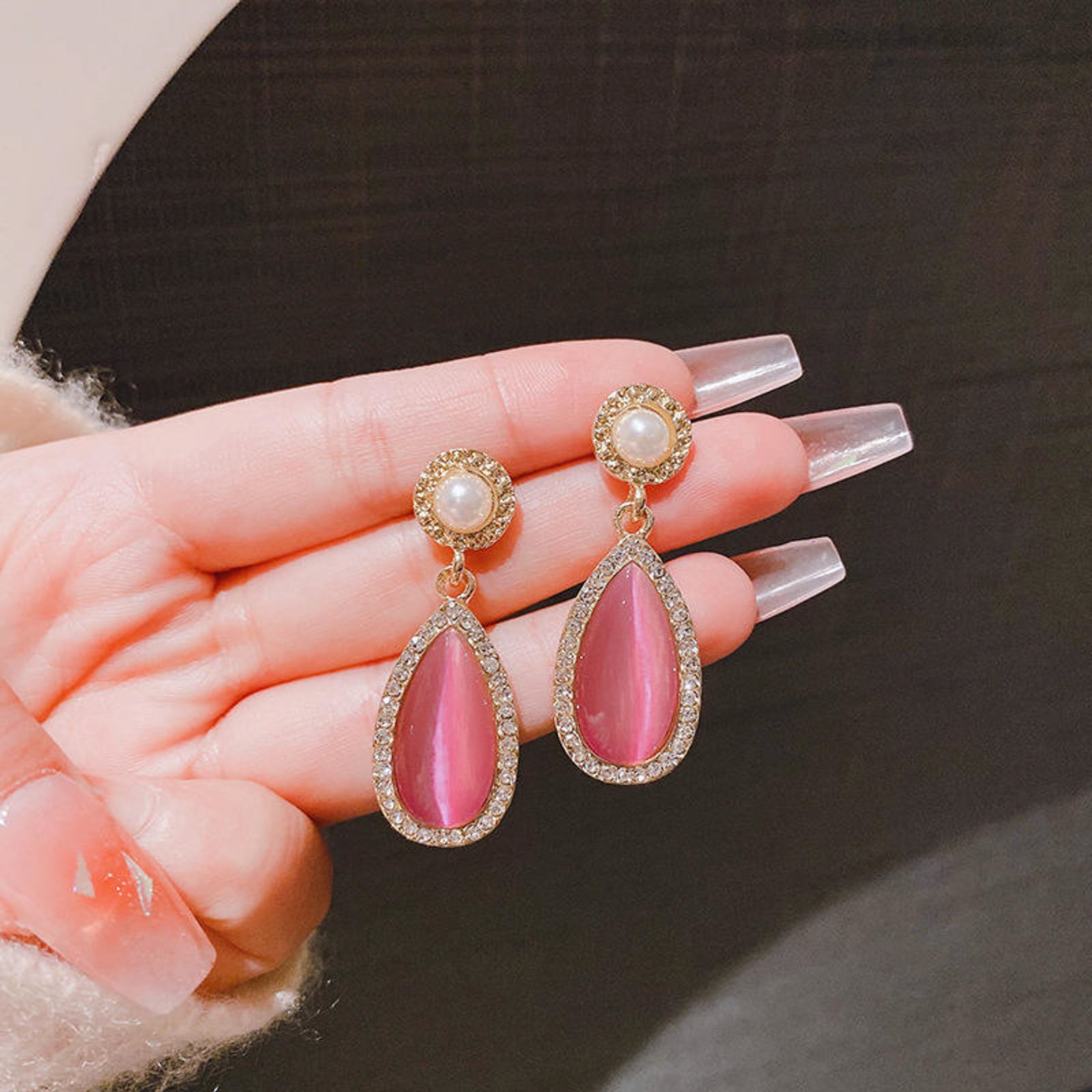 Vintage-Style Pink Cat's Eye Teardrop Earrings