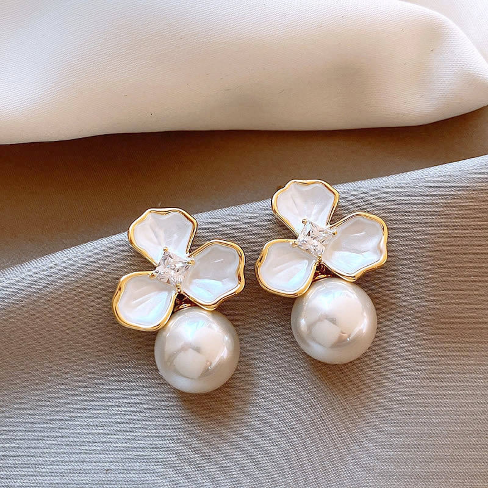 White Enamel Lily Pearl Studs