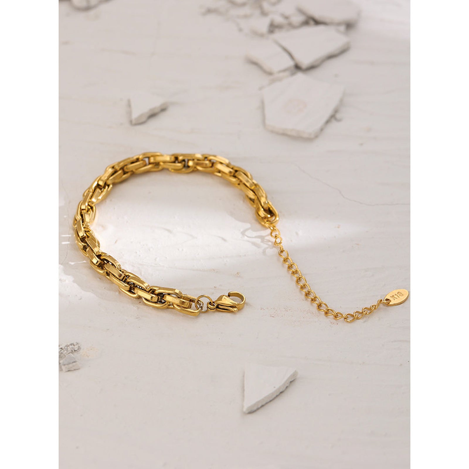 Gold Chain Bracelet with Polished Interlocking Links